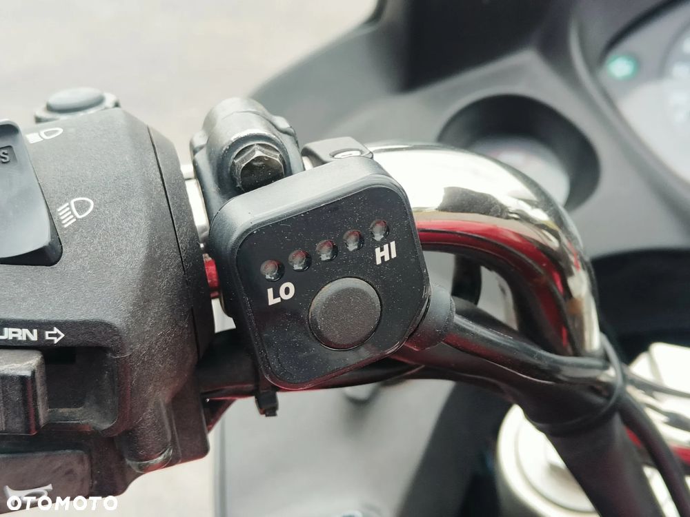 Honda CBF - 34