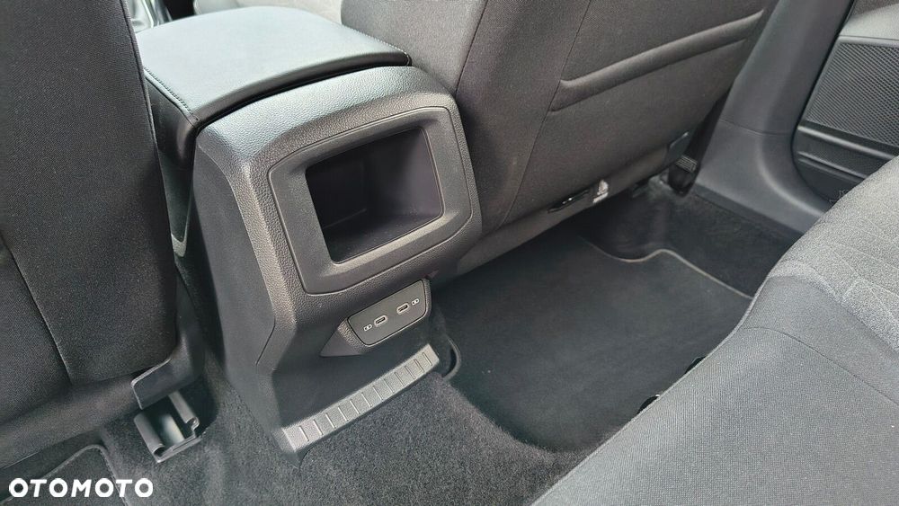 Volkswagen T-Cross - 31