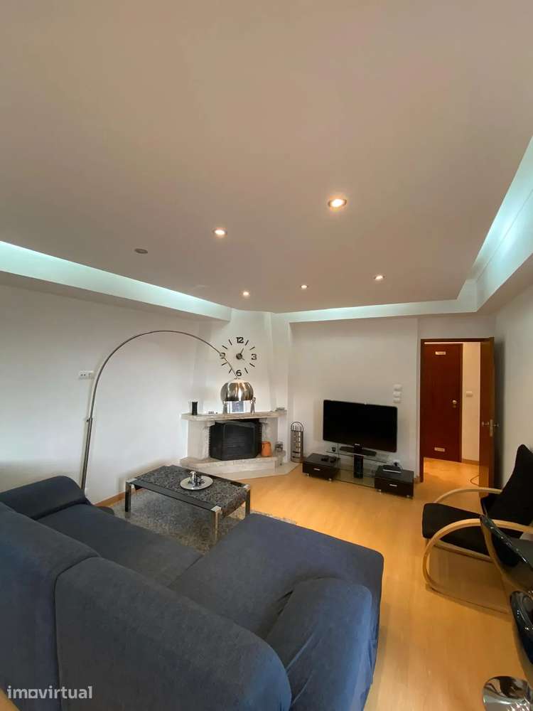 Apartamento T2 mobilado e equipado em Carcavelos - Grande imagem: 4/11