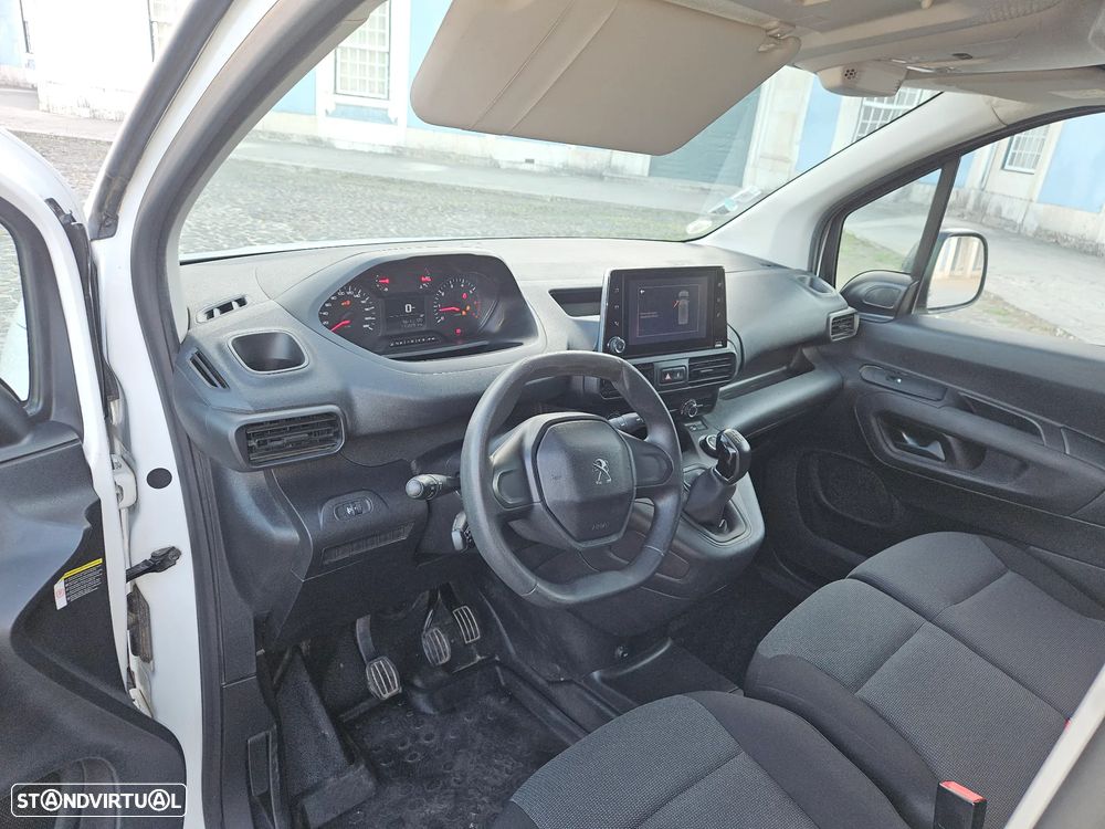 Peugeot Partner com gps - 11