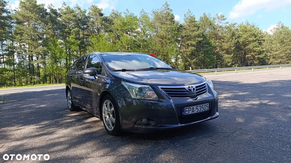 Toyota Avensis 2.2 D-4D Edition - 1