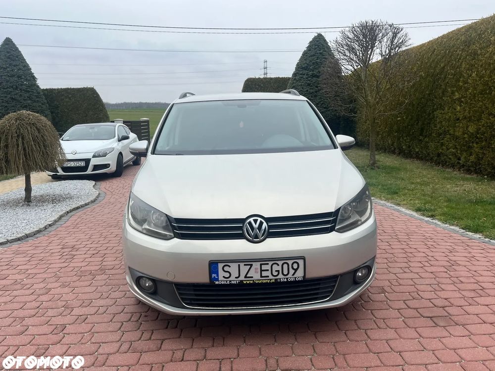 Volkswagen Touran 1.6 TDI DPF BlueMotion Technology STYLE - 2