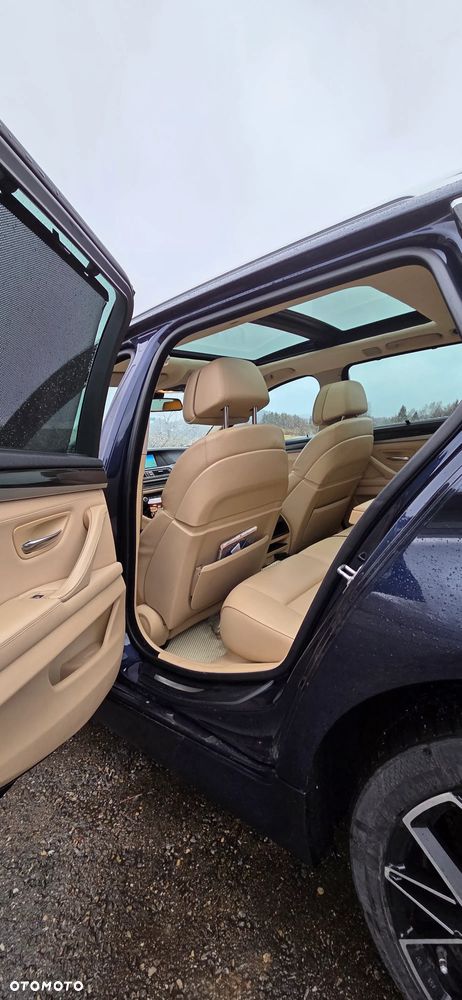 BMW Seria 5 530d xDrive Luxury Line - 34