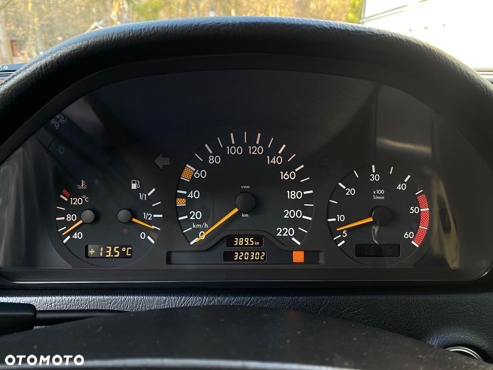 Mercedes-Benz Klasa C - 23