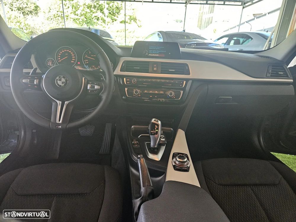 BMW 318 d Pack M Auto - 28