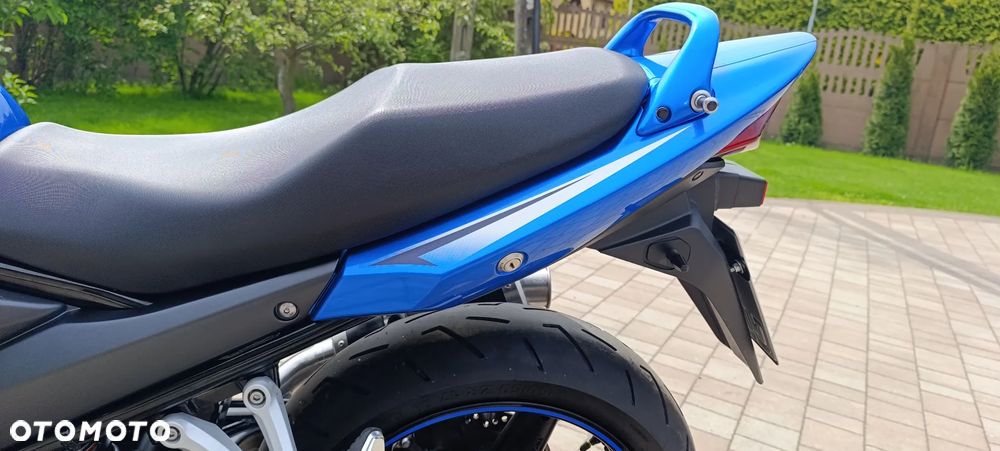 Suzuki GSX - 34