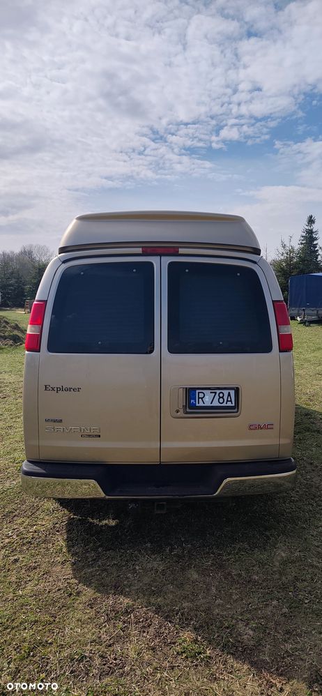 GMC Savana - 3