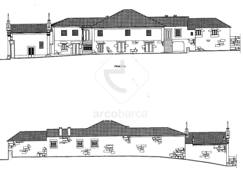 Casa do Sec XVII com capela, parcialmente recuperada. Aguiã, Arcos de - Grande imagem: 5/33