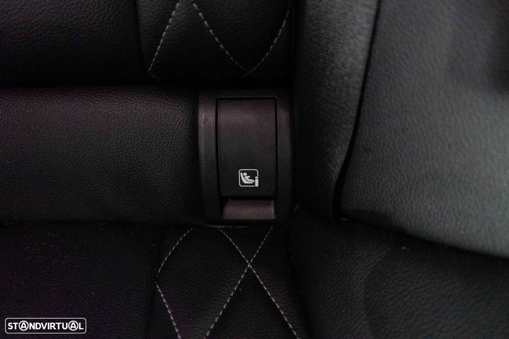 BMW 330 e Line Luxury Auto - 13