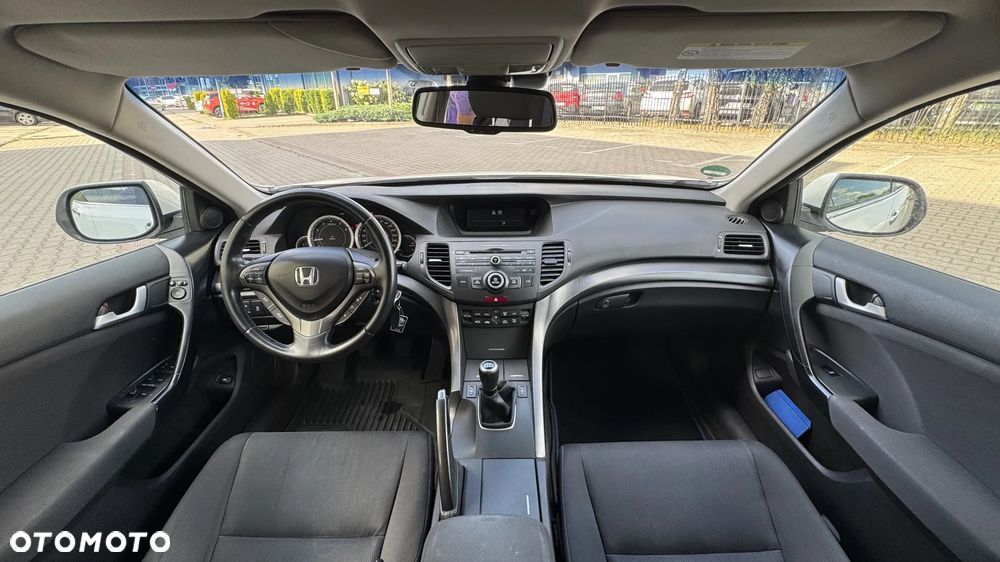 Honda Accord 2.2d Comfort - 33
