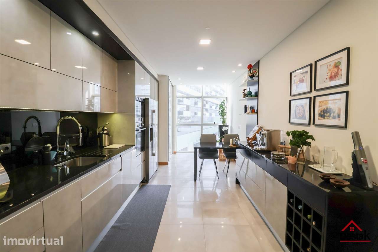 Apartamento T3 - Urbanização Quinta D´El Rei - Grande imagem: 4/19