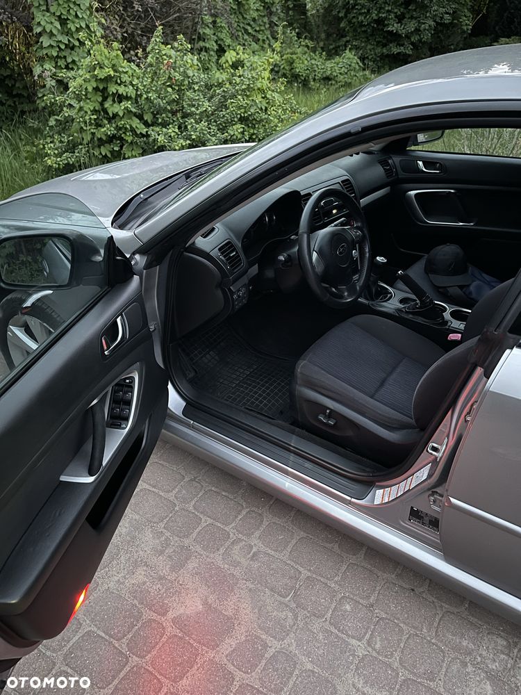Subaru Legacy - 5