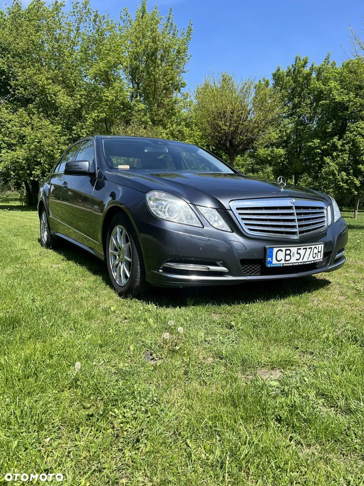 Mercedes-Benz Klasa E 200 CDI DPF BlueEFFICIENCY Automatik Elegance - 2