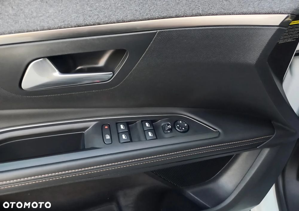 Peugeot 5008 BlueHDi 130 EAT8 GT - 20