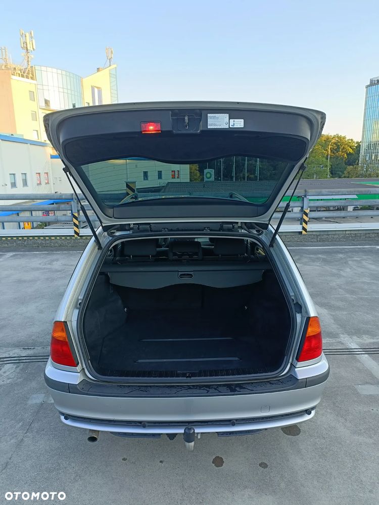 BMW Seria 3 318i Edition Lifestyle - 13