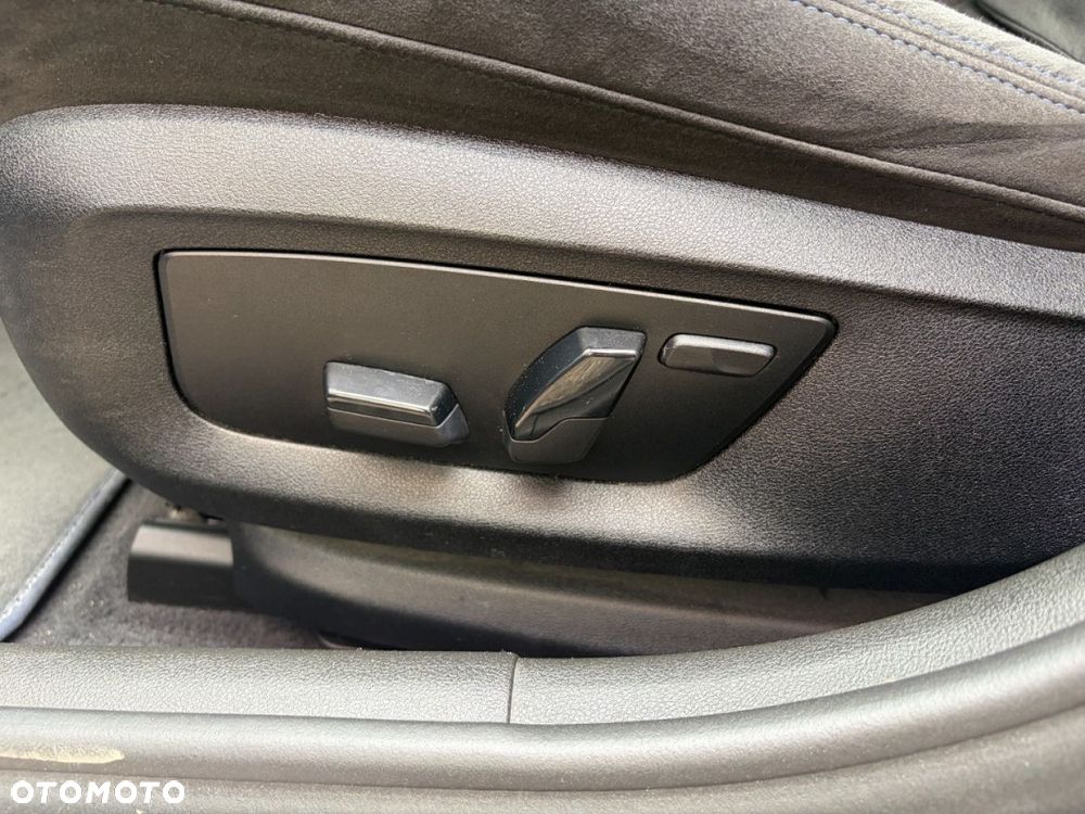 BMW Seria 5 - 29