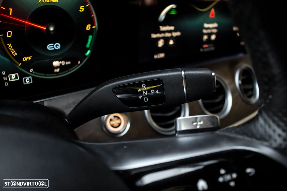 Mercedes-Benz E 300 de 4Matic T 9G-TRONIC Night Edition - 17