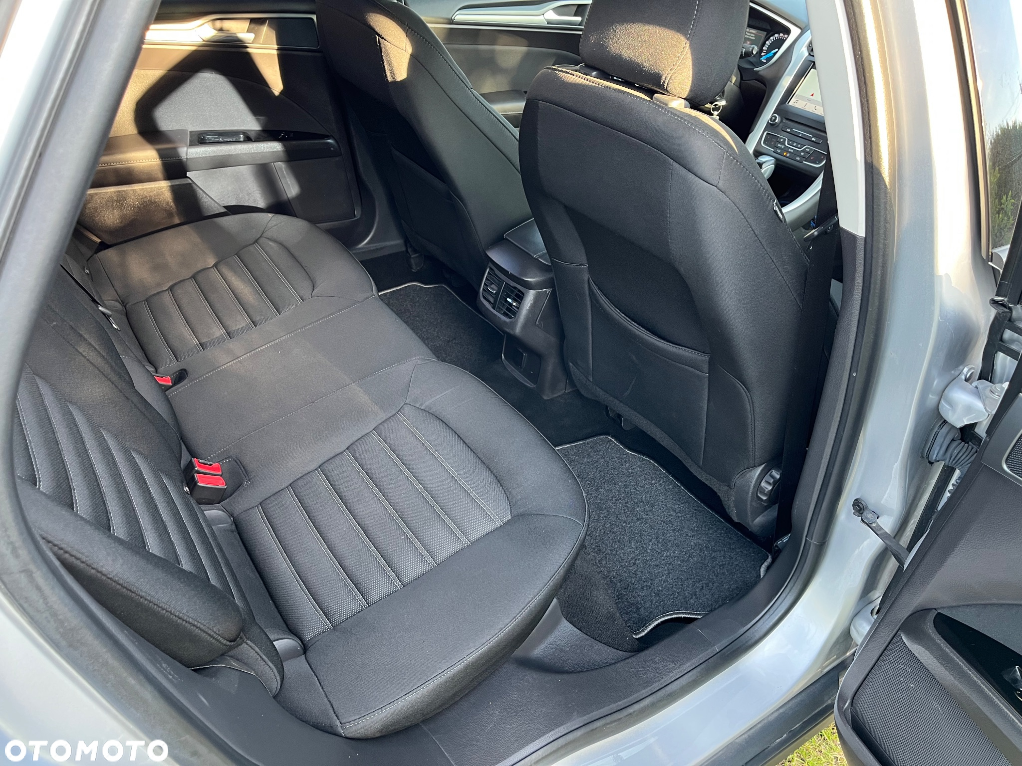 Ford Mondeo - 16