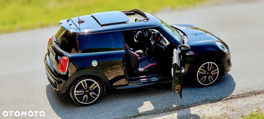 MINI John Cooper Works - 5
