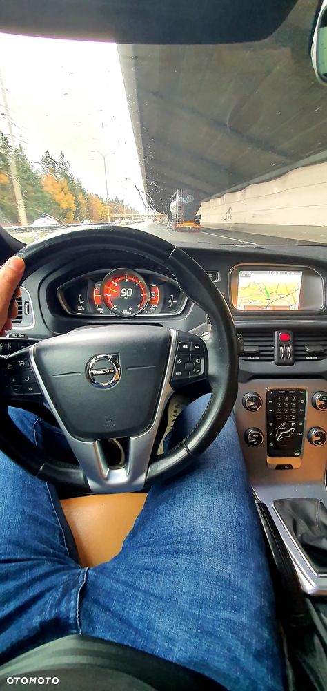 Volvo V40 D2 Inscription - 13