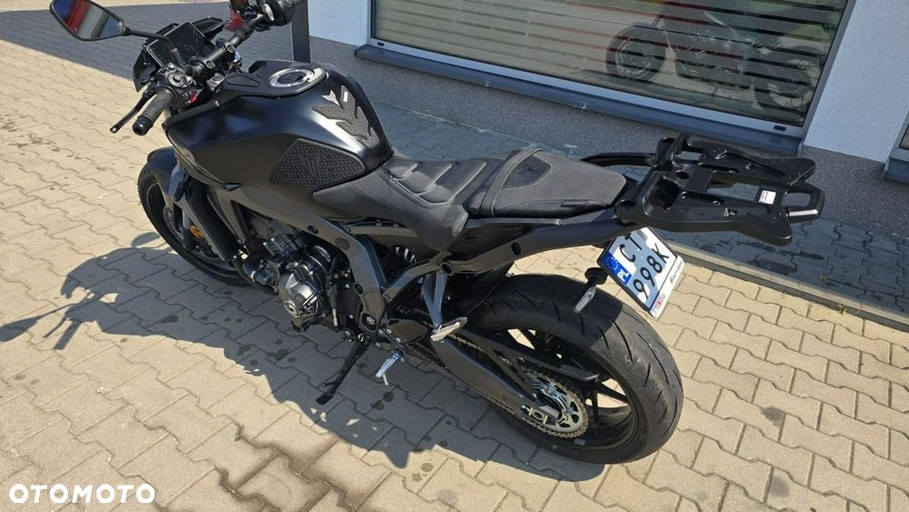 Yamaha MT - 7