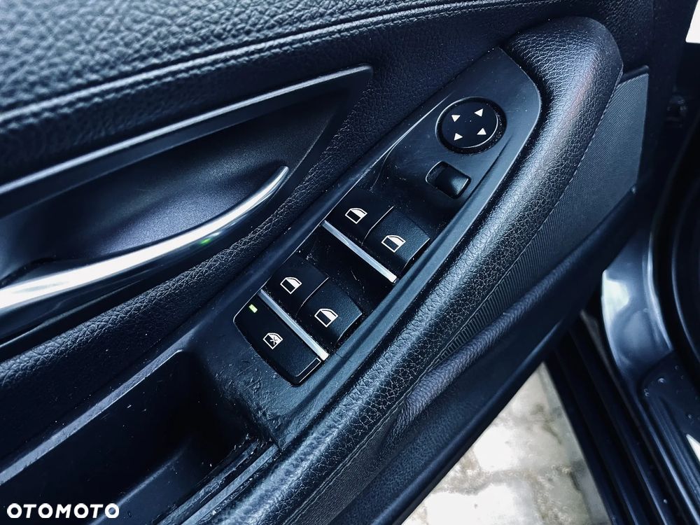 BMW Seria 5 - 26
