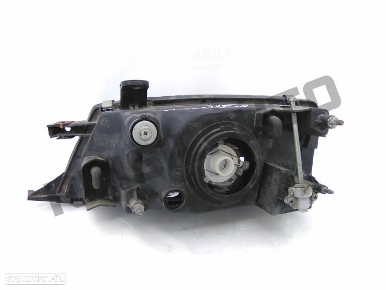 Ótica / Farol Direito  Suzuki Baleno I [1995_2002] 1.6 I 16v - 2