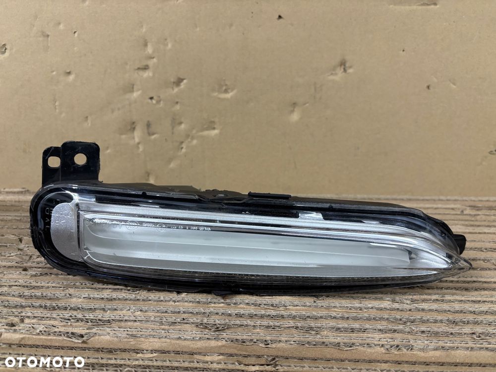BMW I3 i3 Lewy /prawy  6311747183806 6311747183706 - 6