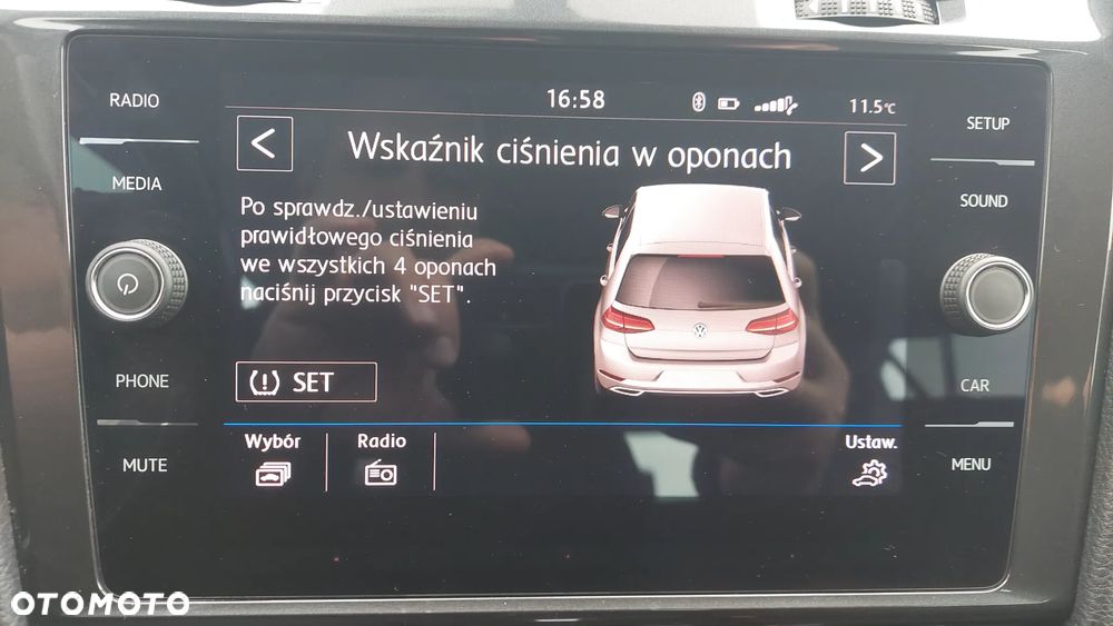 Volkswagen Golf 1.5 TSI BMT Comfortline DSG - 16