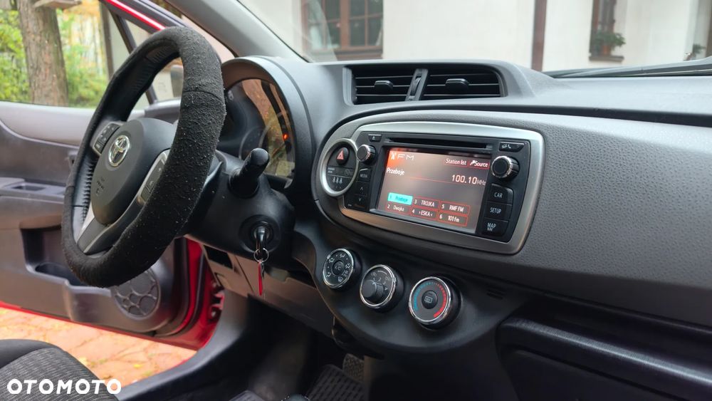 Toyota Yaris - 22