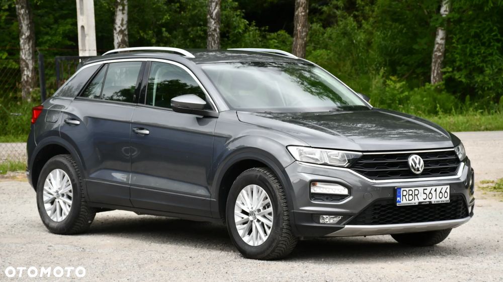 Volkswagen T-Roc - 17