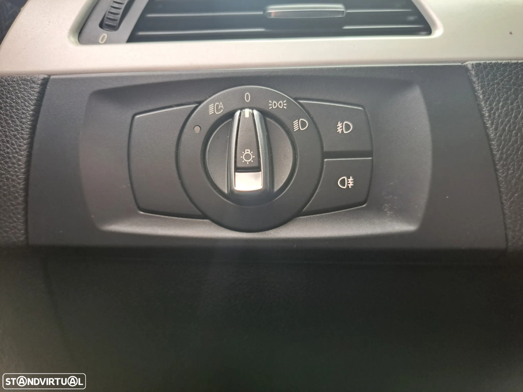 BMW 320 d Touring EfficientDynamics Navigation - 14