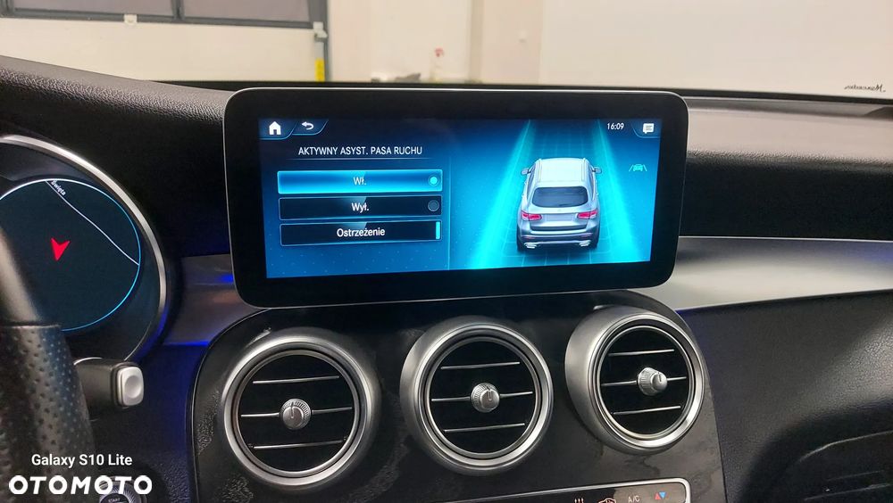 Mercedes-Benz GLC 300 de 4Matic 9G-TRONIC AMG Line Plus - 27