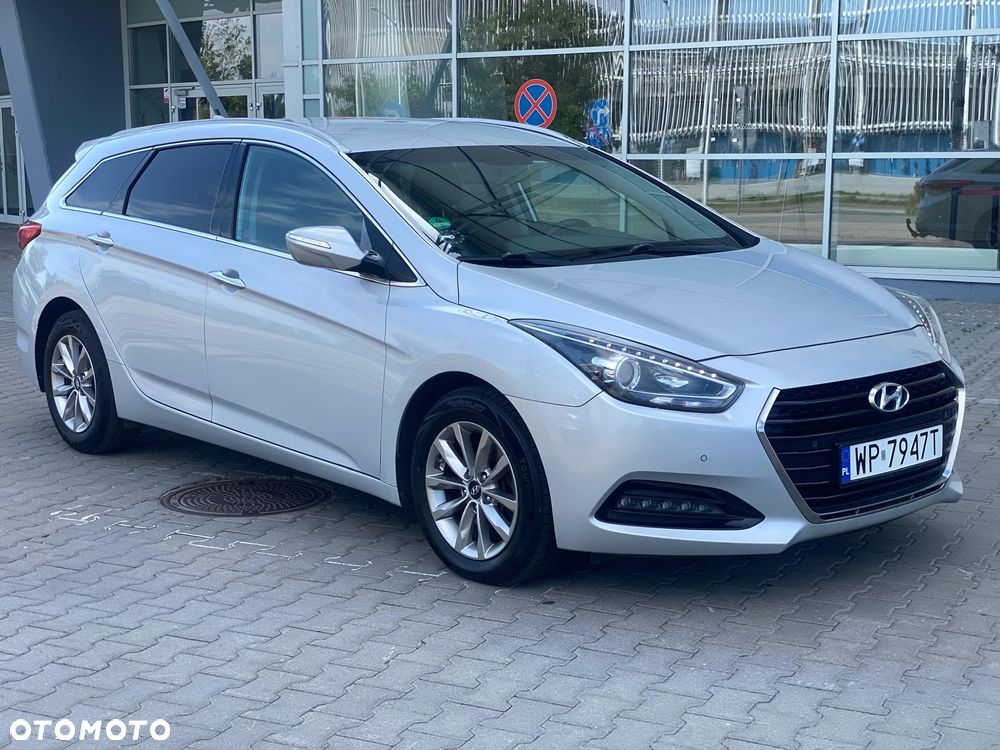 Hyundai i40 Kombi blue 1.7 CRDi DCT Premium - 6