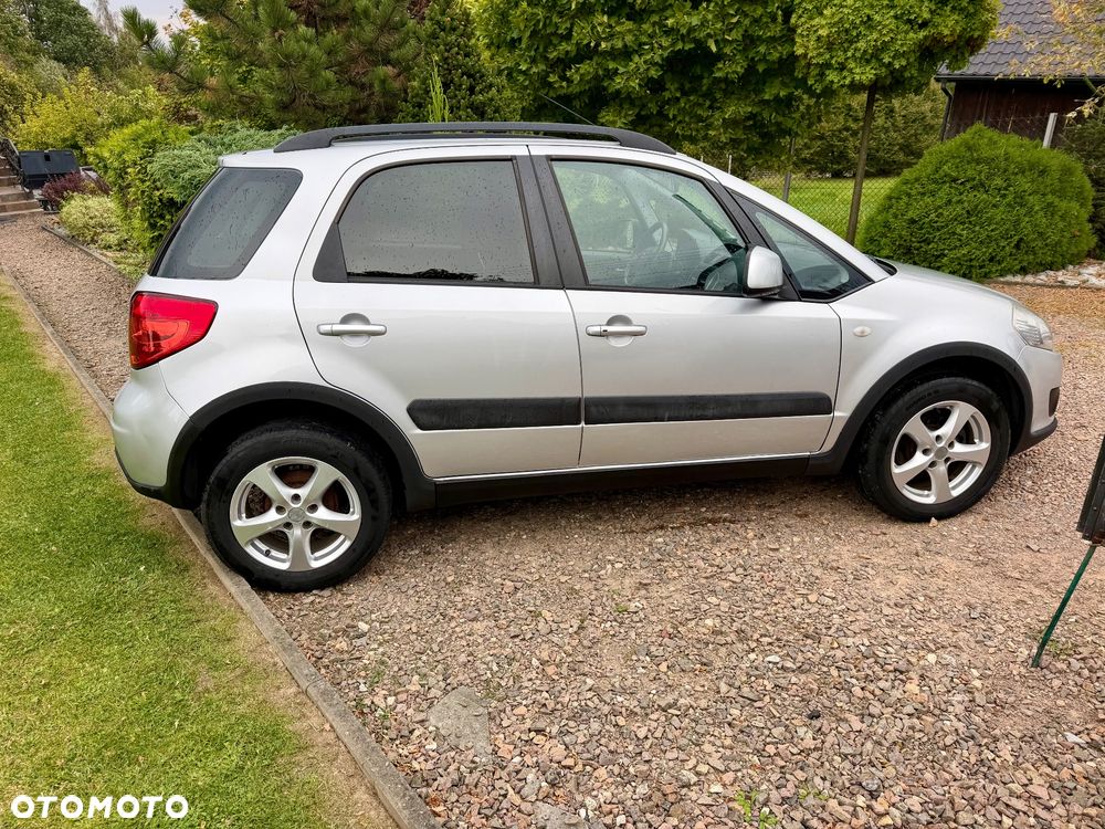 Suzuki SX4 1.9 DDiS 4WD GS / Premium - 6