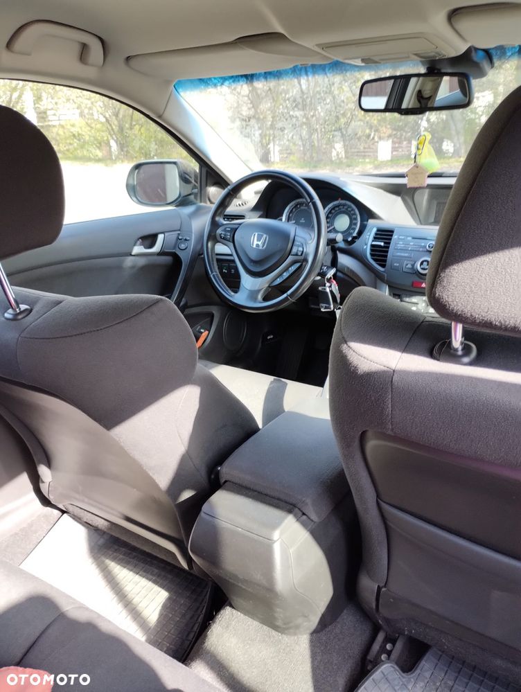 Honda Accord 2.0 Elegance - 17