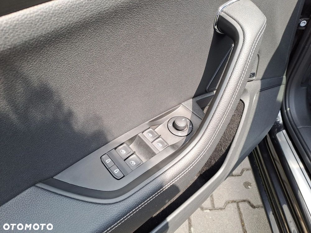 Skoda Superb 1.5 TSI Style DSG - 19