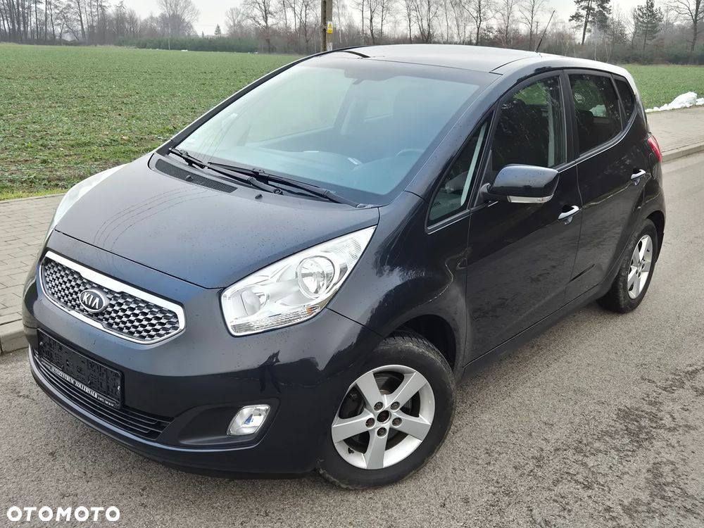 Kia Venga 1.4 CVVT Black Collection - 1