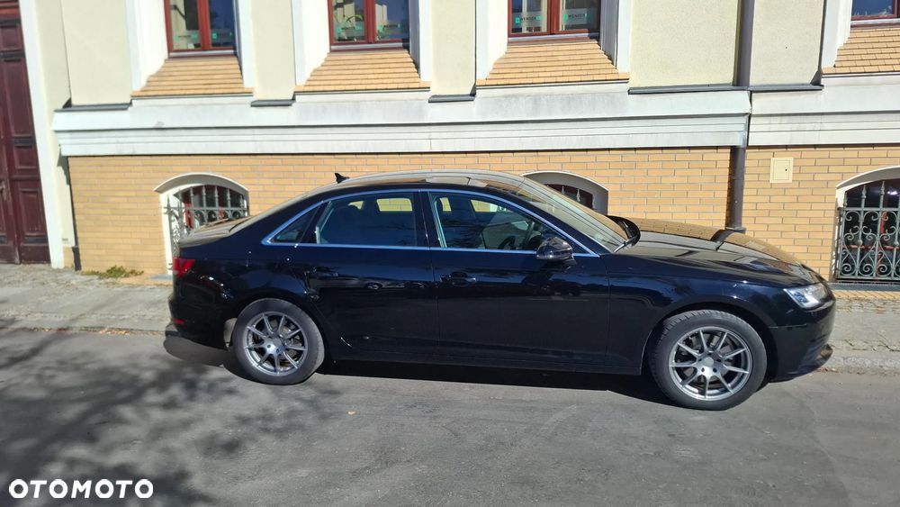 Audi A4 - 8