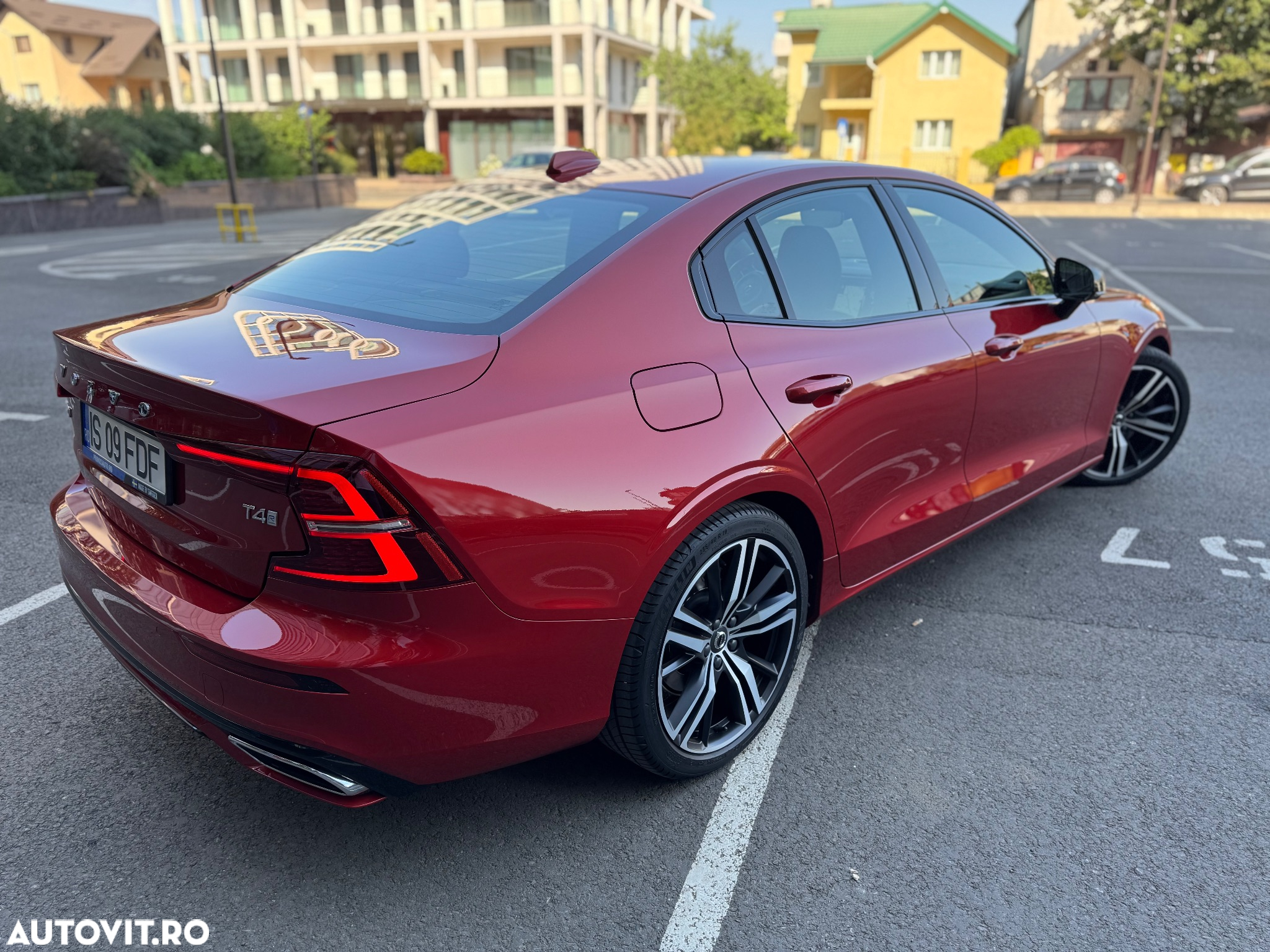 Volvo S60 T4 R-Design - 7