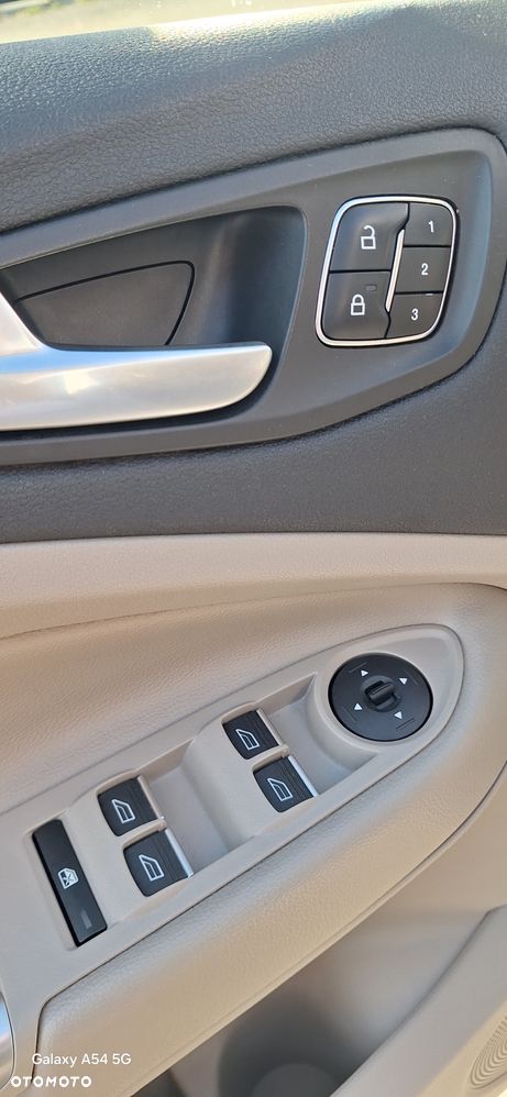 Ford Escape 2.0 EcoBoost AWD Titanium - 21