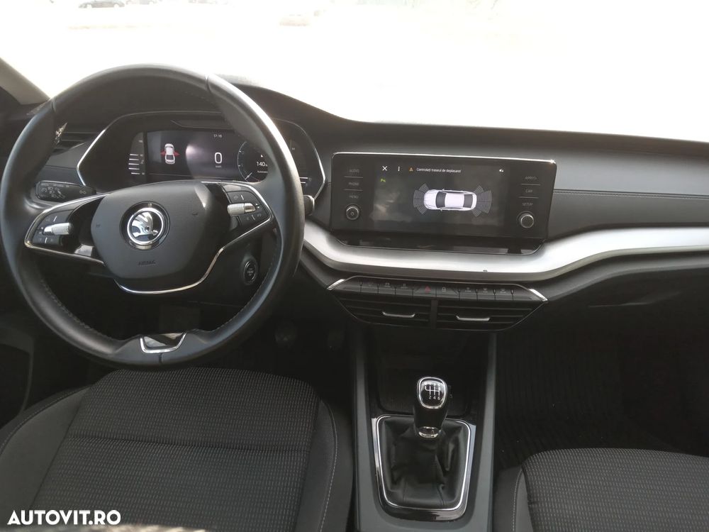 Skoda Octavia 2.0 TDI Ambition - 14