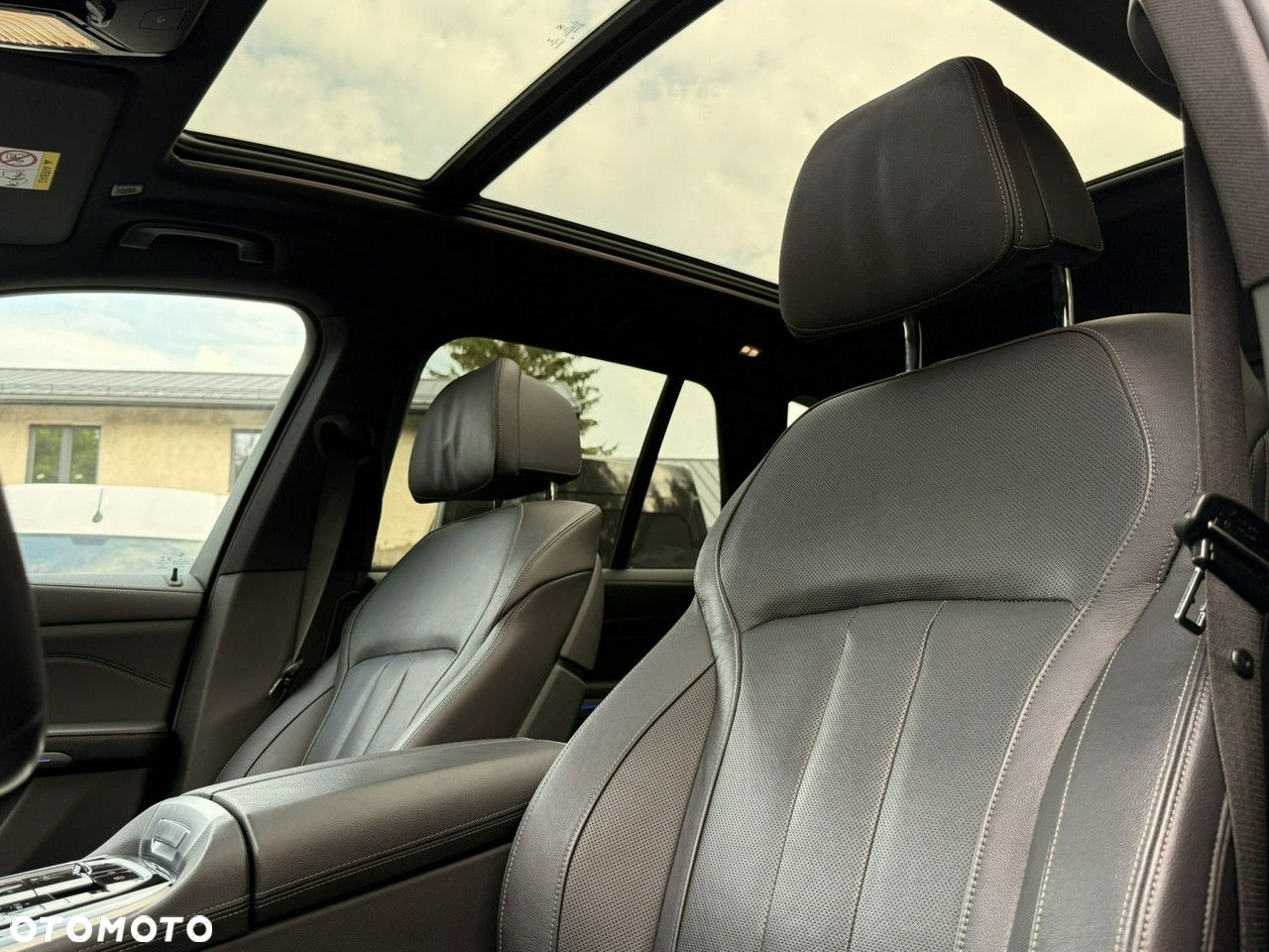 BMW X5 xDrive40i - 18