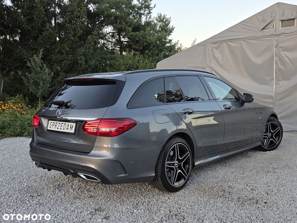 Mercedes-Benz Klasa C 220 d 9G-TRONIC Night Edition - 26