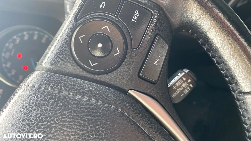 Toyota RAV4 2.5 VVT-i 4x4 Luxury - 12