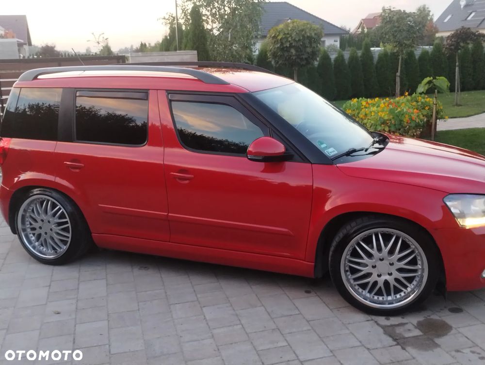 Skoda Yeti 2015 photo 5