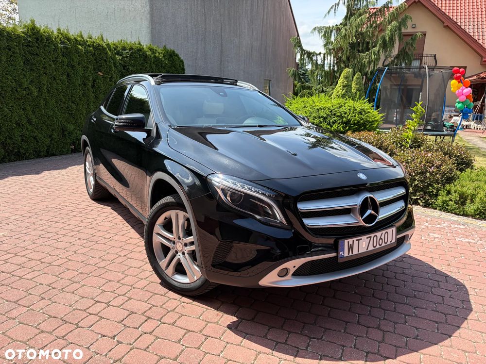 Mercedes-Benz GLA 250 4Matic 7G-DCT Urban - 2