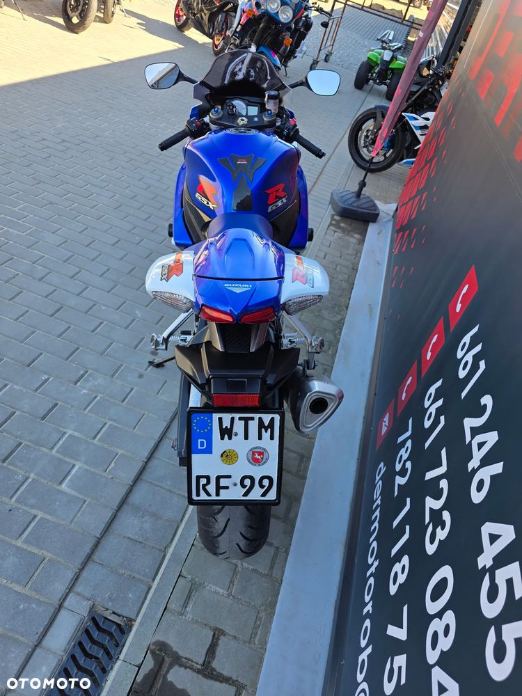 Suzuki GSX-R - 10