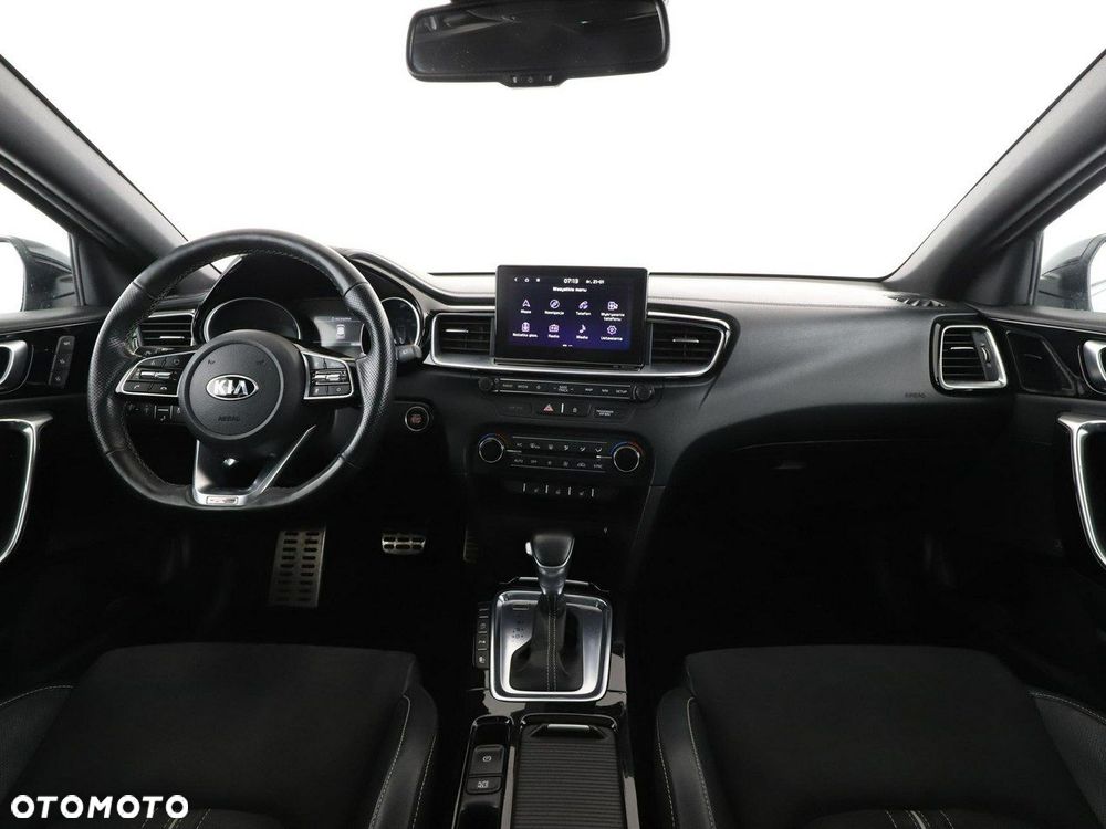 Kia Ceed 1.6 CRDi DCT GT Line - 16