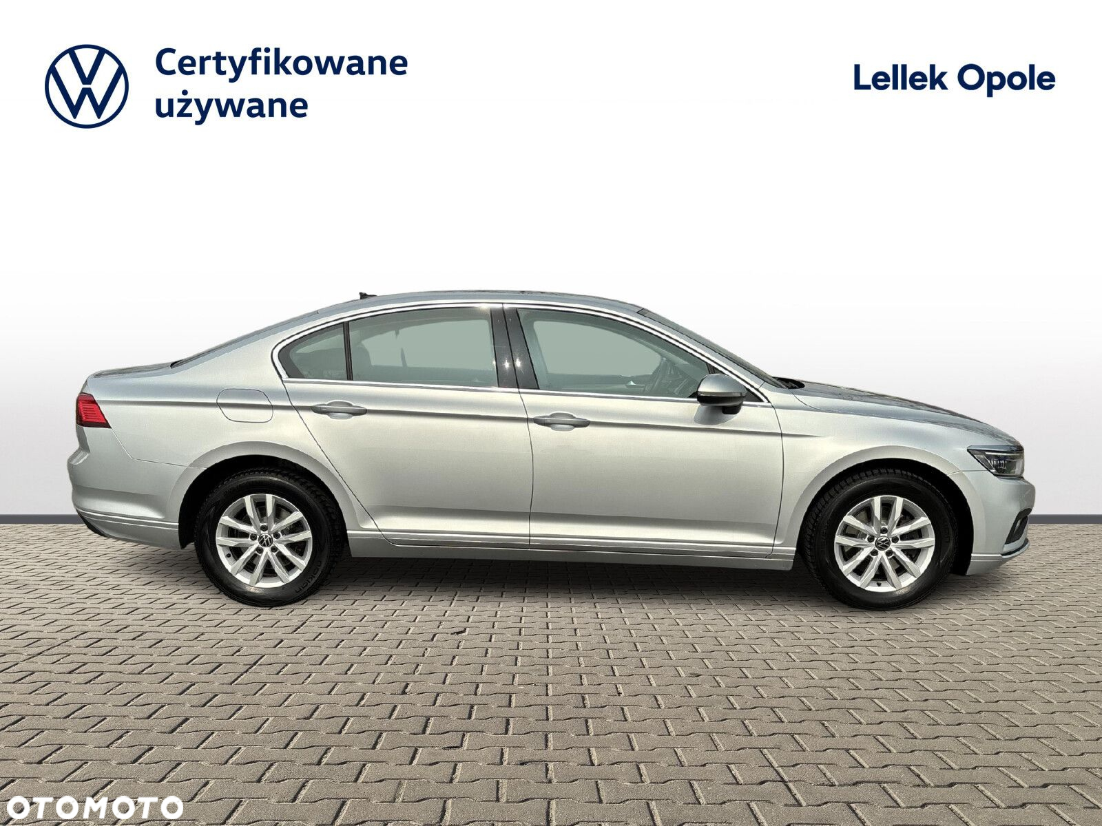 Volkswagen Passat - 4